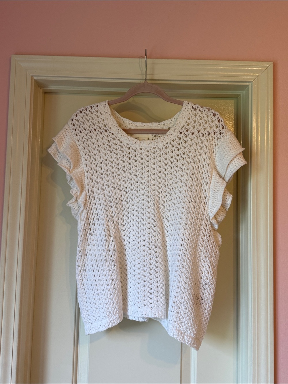 H&M White Crochet Knit Ruffle Sleeve Tank Top